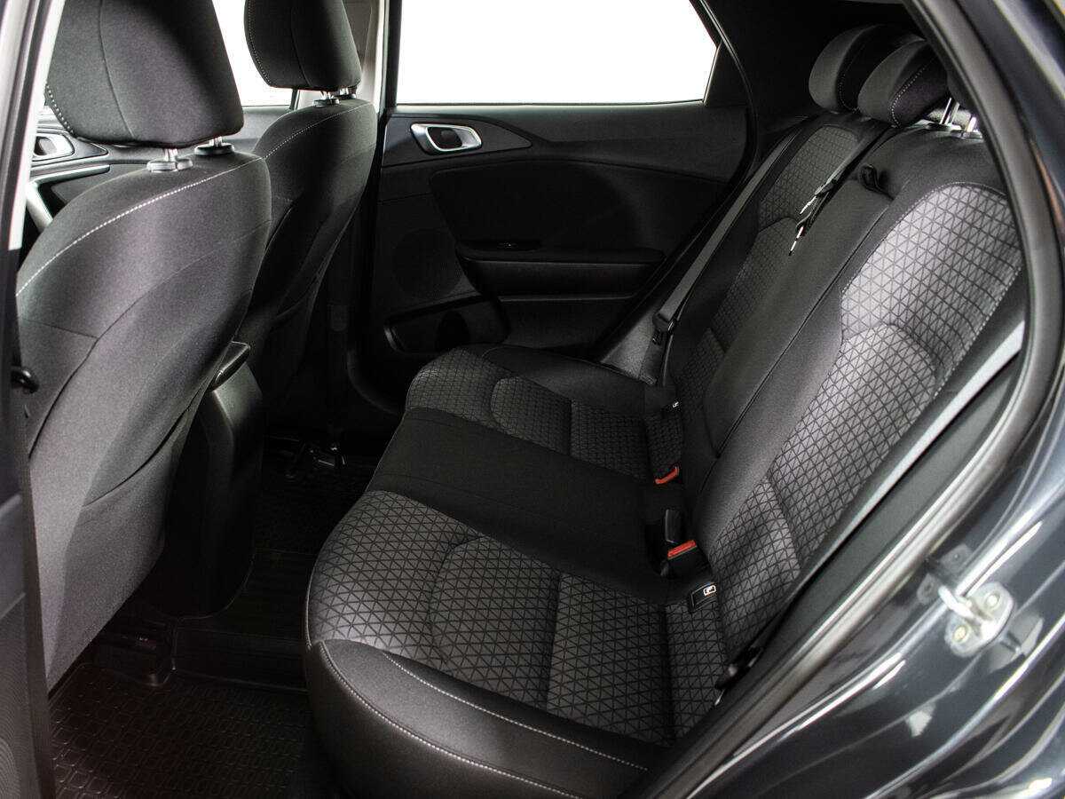 Kia XCeed с пробегом — 2020 год. Фото: #9