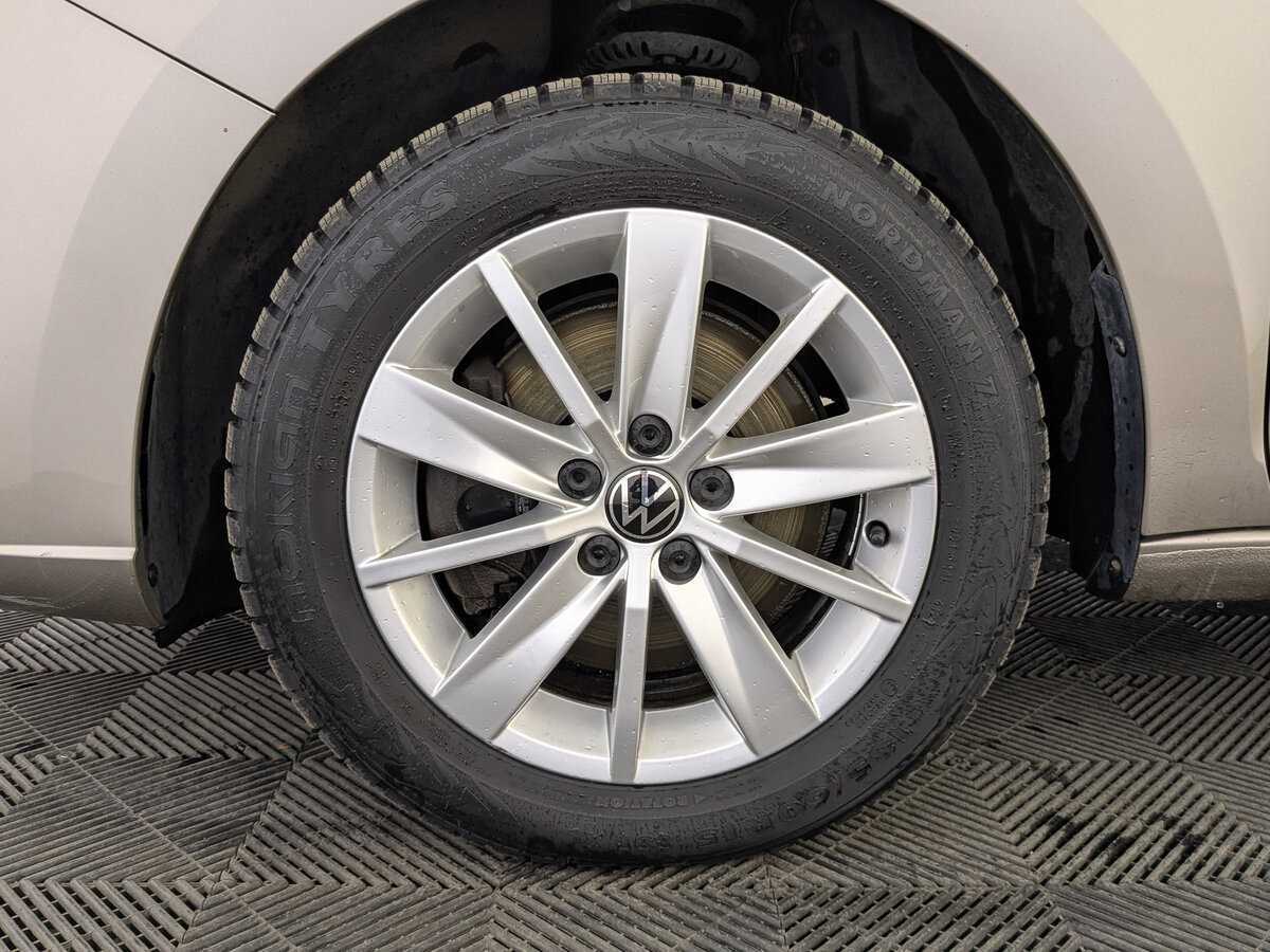 Volkswagen Polo с пробегом — 2020 год. Фото: #11