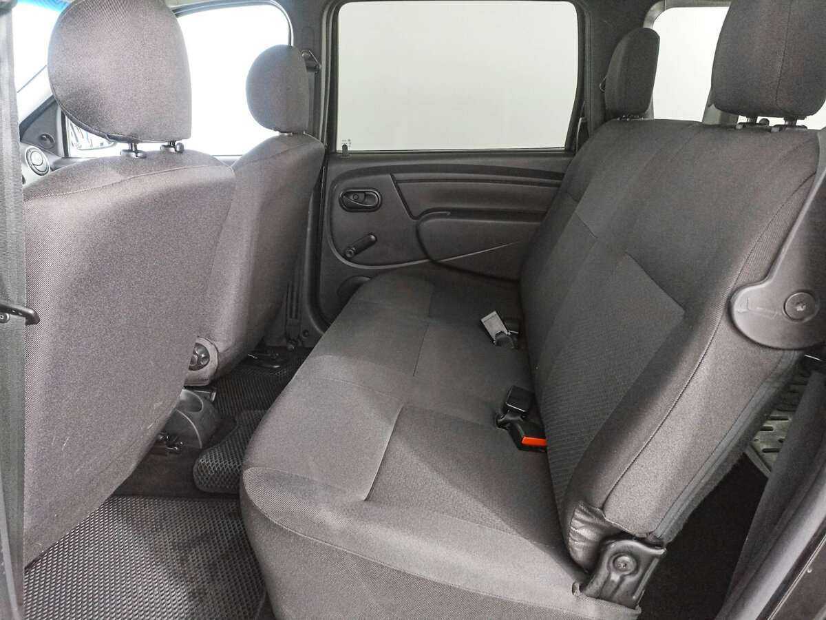 Lada (ВАЗ) Largus с пробегом — 2017 год. Фото: #9