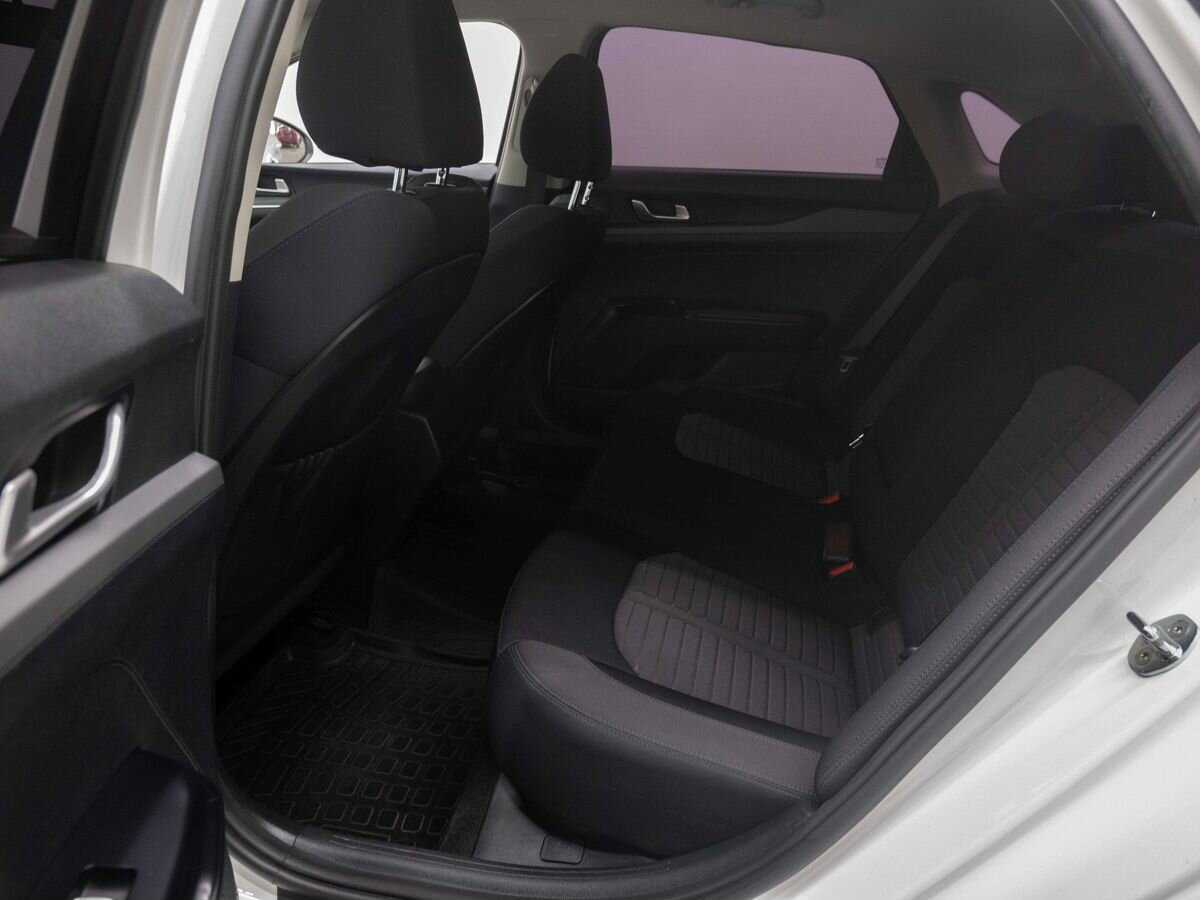 Kia K5 с пробегом — 2021 год. Фото: #10