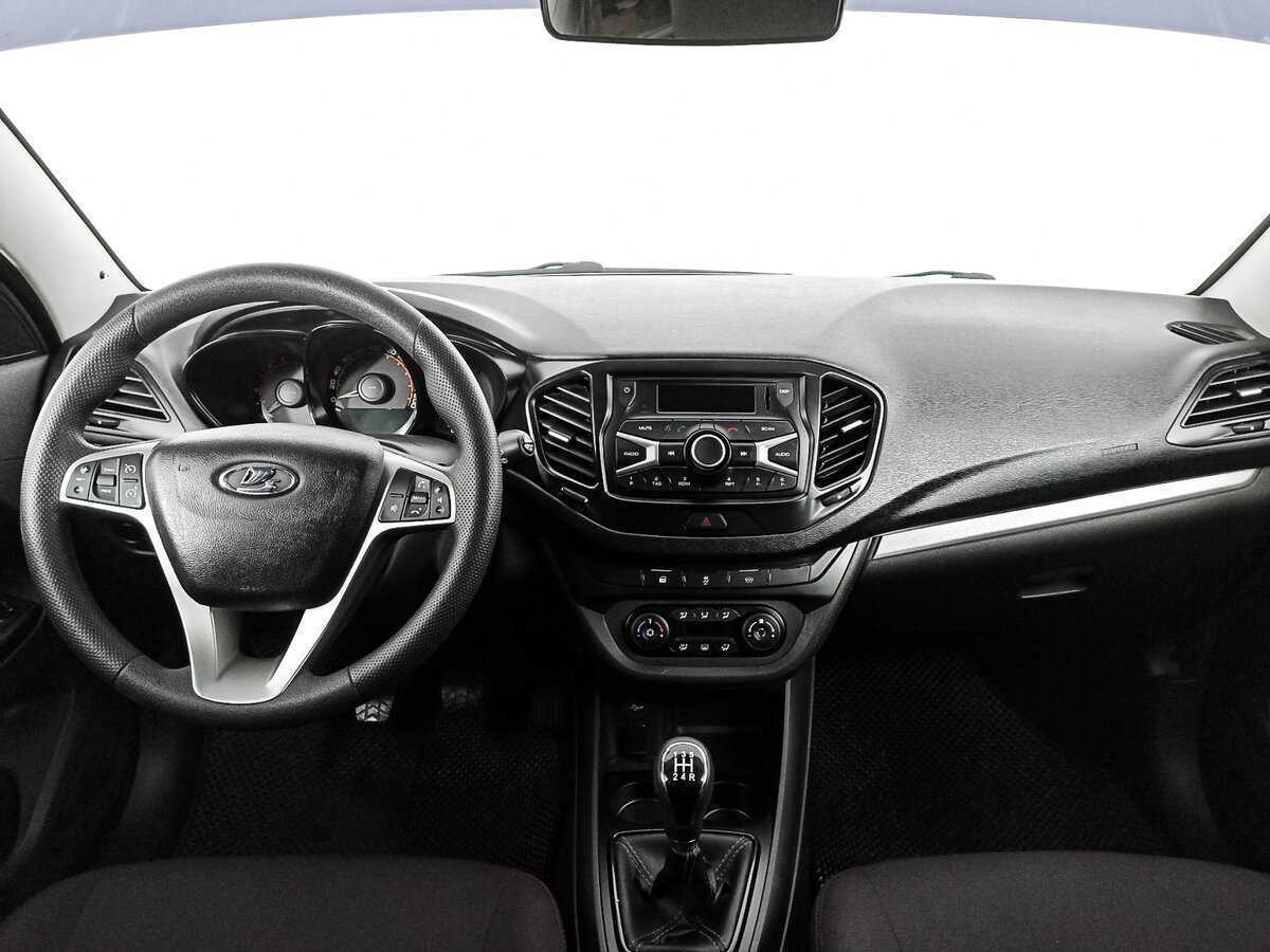 Lada (ВАЗ) Vesta с пробегом — 2019 год. Фото: #11