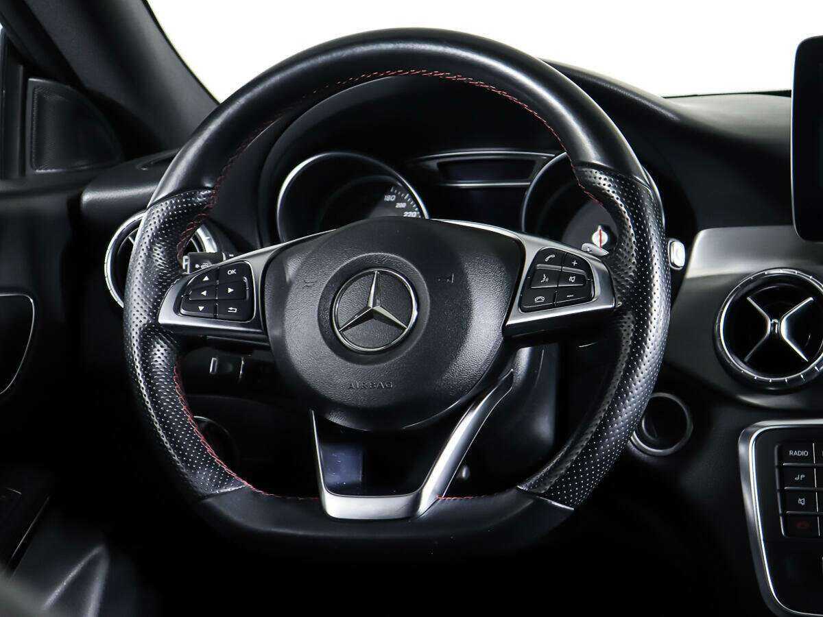 Mercedes-Benz CLA с пробегом — 2016 год. Фото: #14
