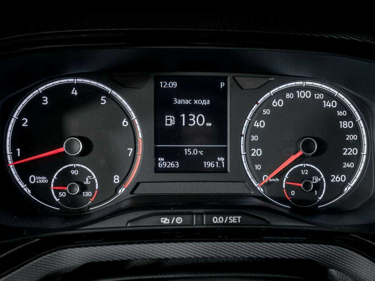 Volkswagen Polo с пробегом — 2020 год. Фото: #10