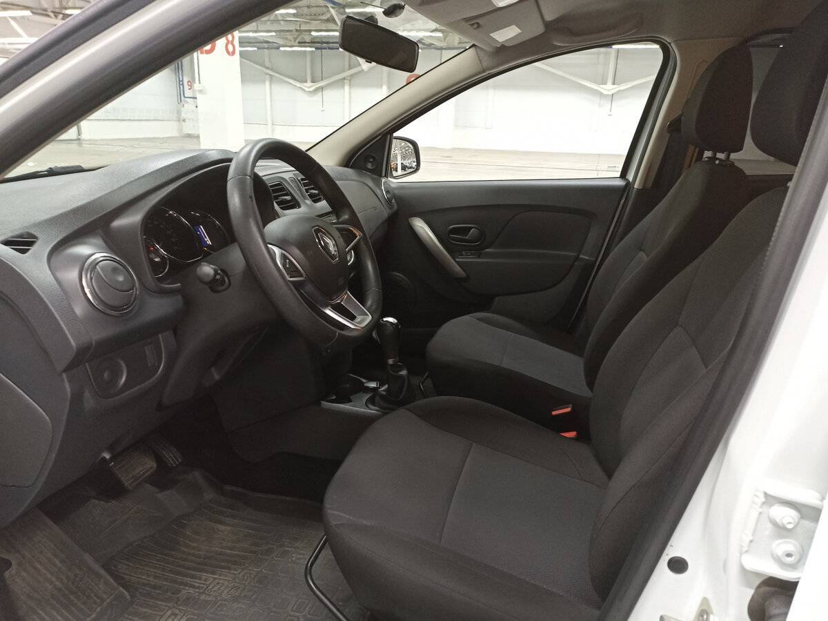 Renault Logan с пробегом — 2020 год. Фото: #15