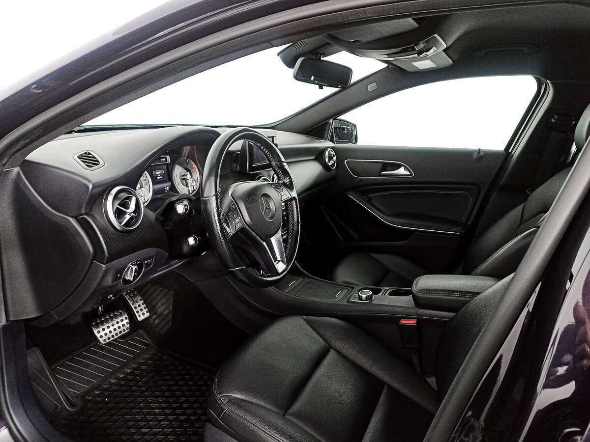 Mercedes-Benz A-Класс с пробегом — 2014 год. Фото: #10