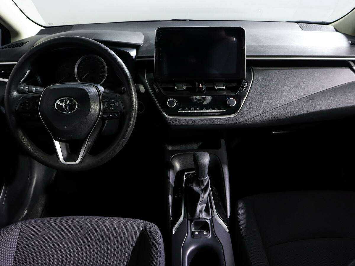 Toyota Corolla с пробегом — 2022 год. Фото: #8