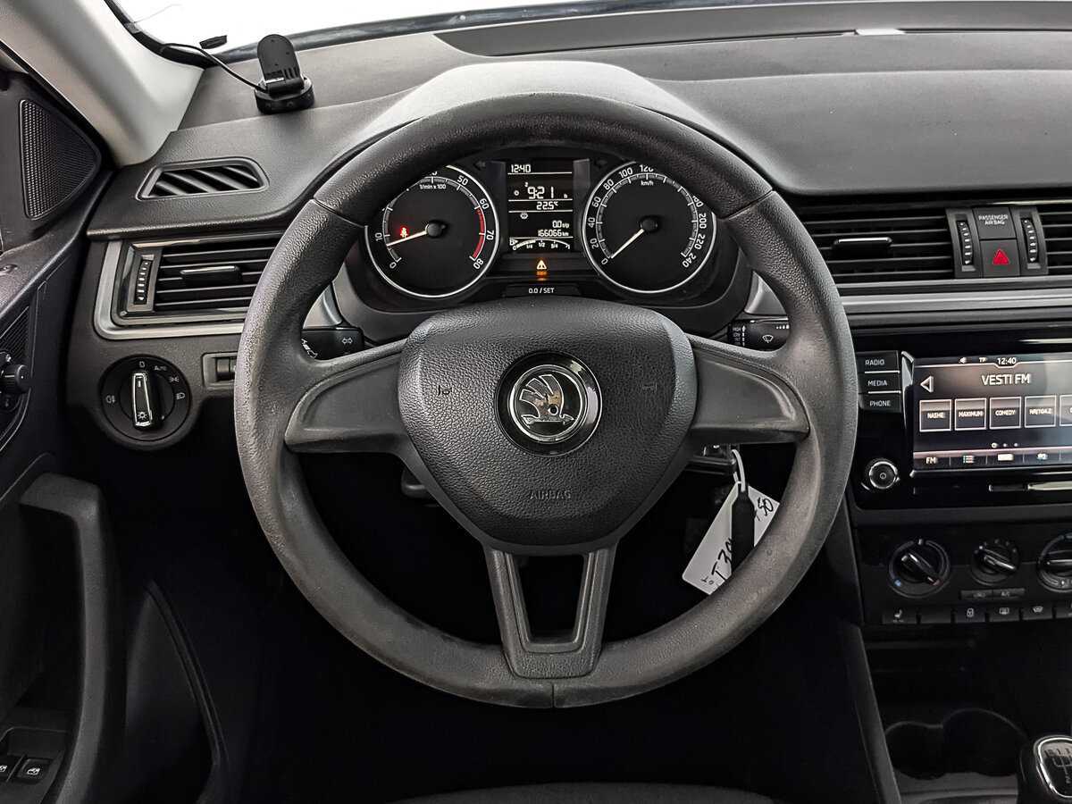 Skoda Rapid с пробегом — 2019 год. Фото: #20
