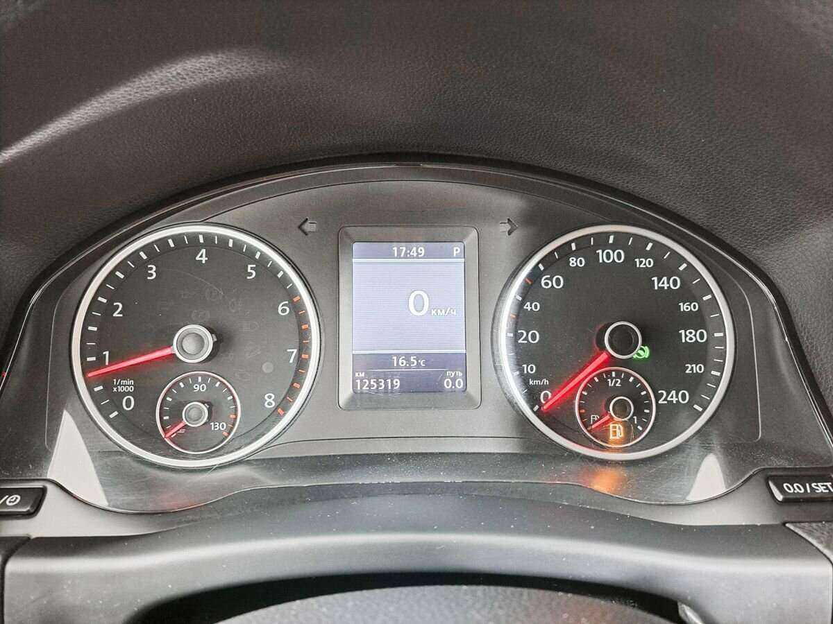 Volkswagen Tiguan с пробегом — 2012 год. Фото: #8