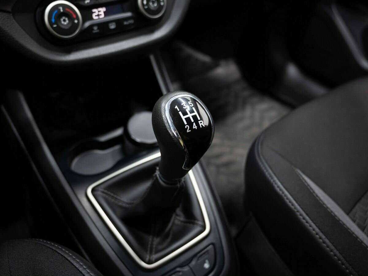 Lada (ВАЗ) Vesta с пробегом — 2018 год. Фото: #23