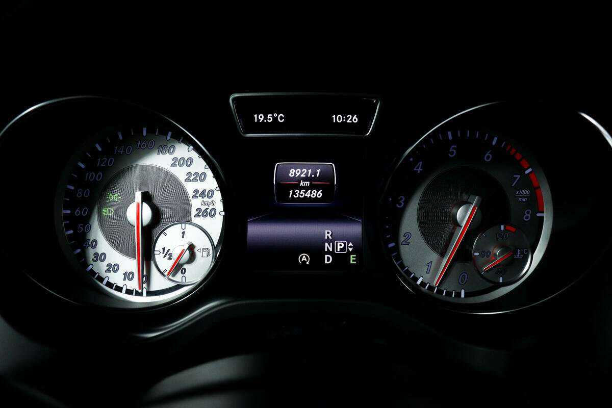 Mercedes-Benz GLA с пробегом — 2015 год. Фото: #9