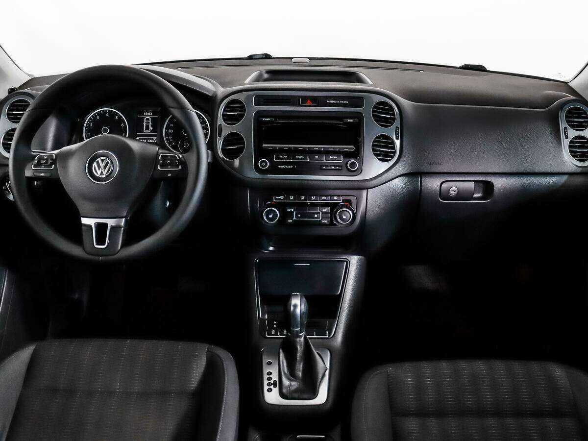 Volkswagen Tiguan с пробегом — 2014 год. Фото: #11