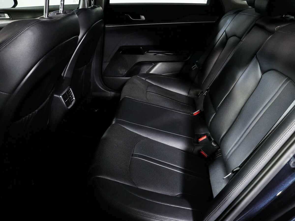 Kia K5 с пробегом — 2020 год. Фото: #9