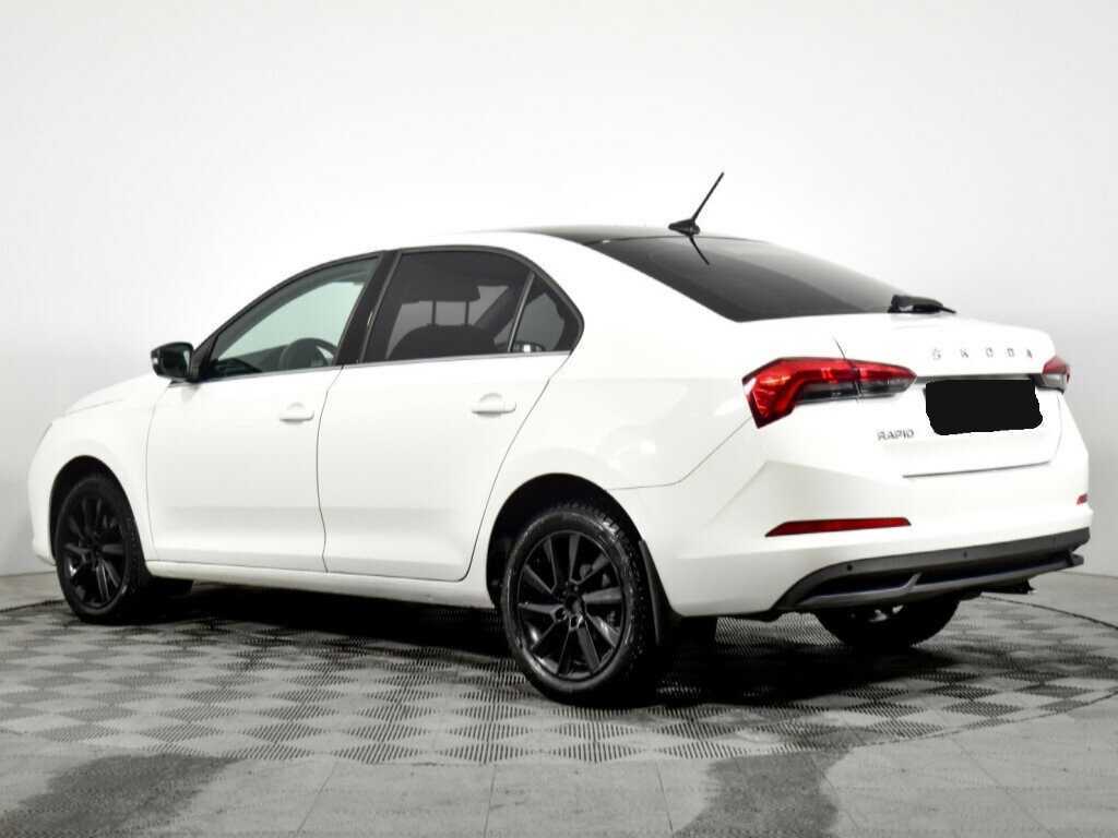 Skoda Rapid с пробегом — 2020 год. Фото: #6