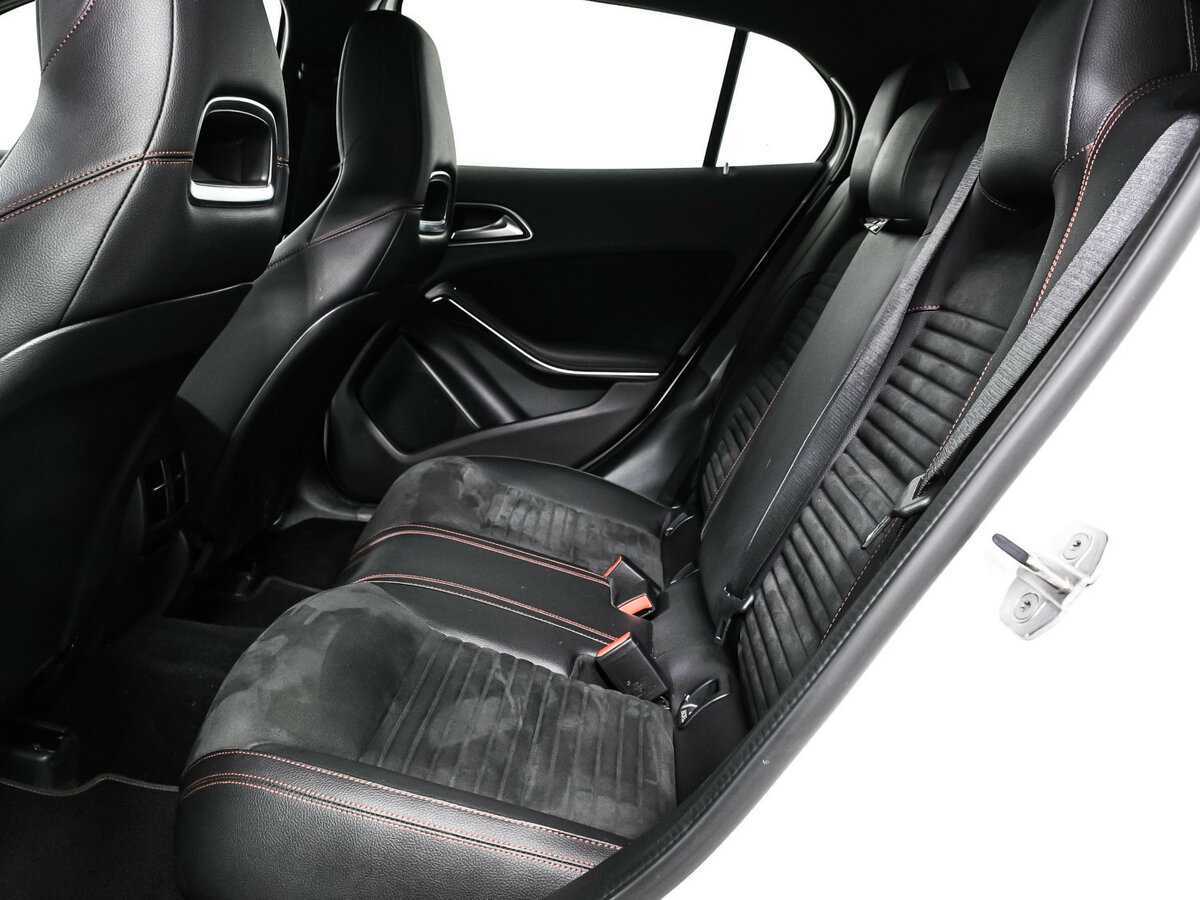 Mercedes-Benz GLA с пробегом — 2019 год. Фото: #12