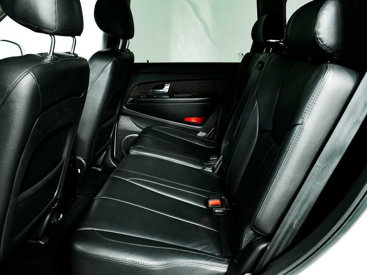 SsangYong Rexton с пробегом — 2013 год. Фото: #11