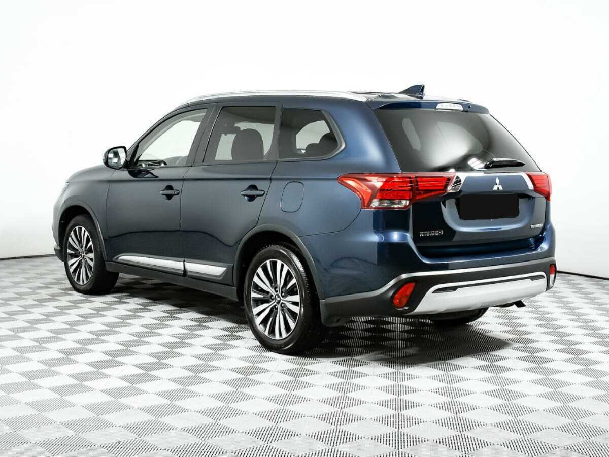 Mitsubishi Outlander с пробегом — 2018 год. Фото: #5