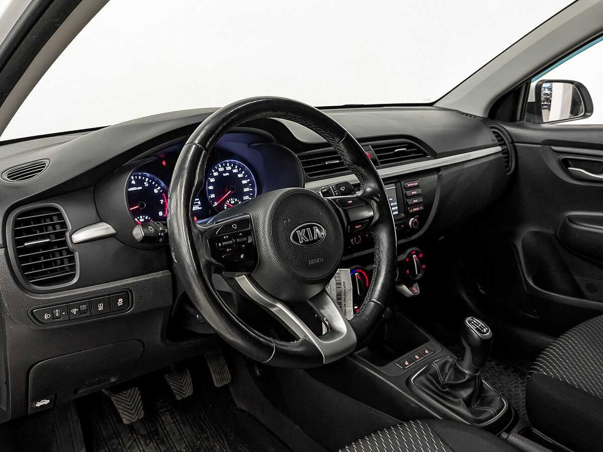 Kia Rio с пробегом — 2017 год. Фото: #14