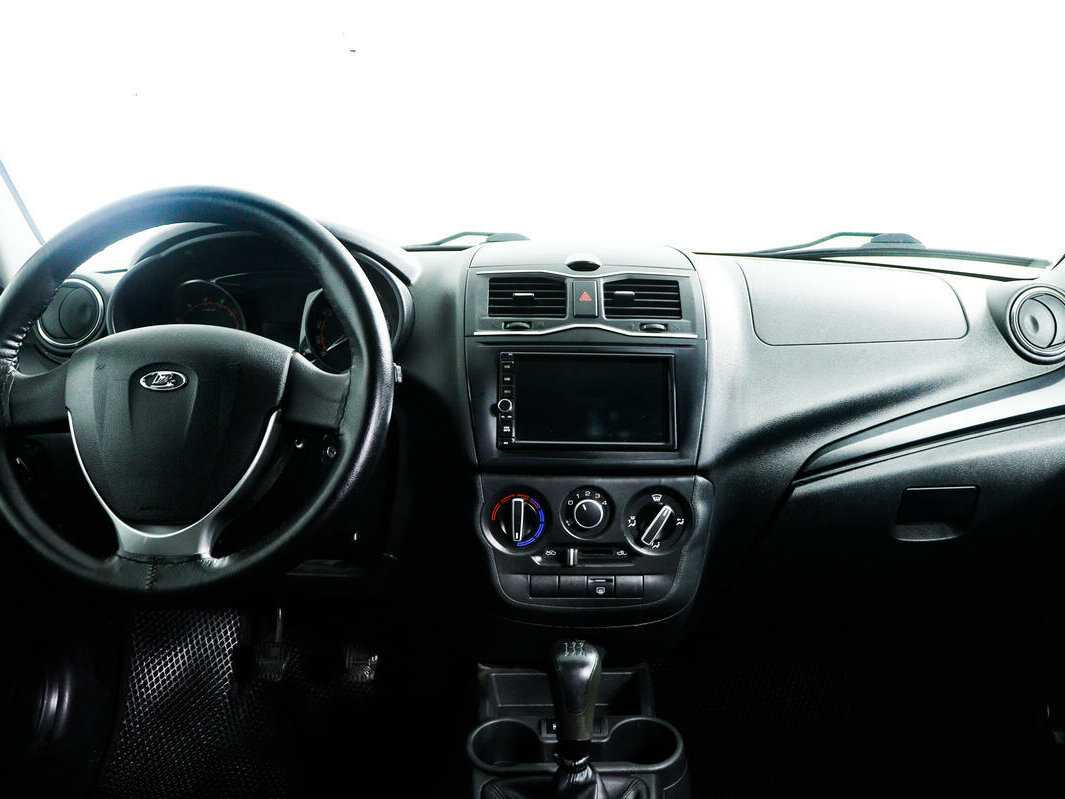 Lada (ВАЗ) Granta с пробегом — 2019 год. Фото: #10