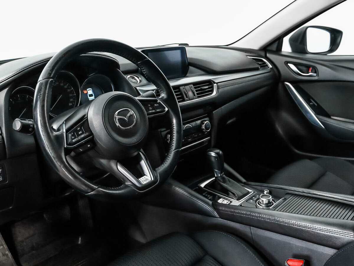 Mazda 6 с пробегом — 2017 год. Фото: #8