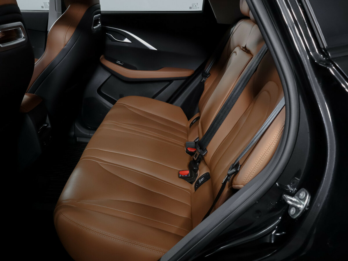 OMODA C5 с пробегом — 2023 год. Фото: #9