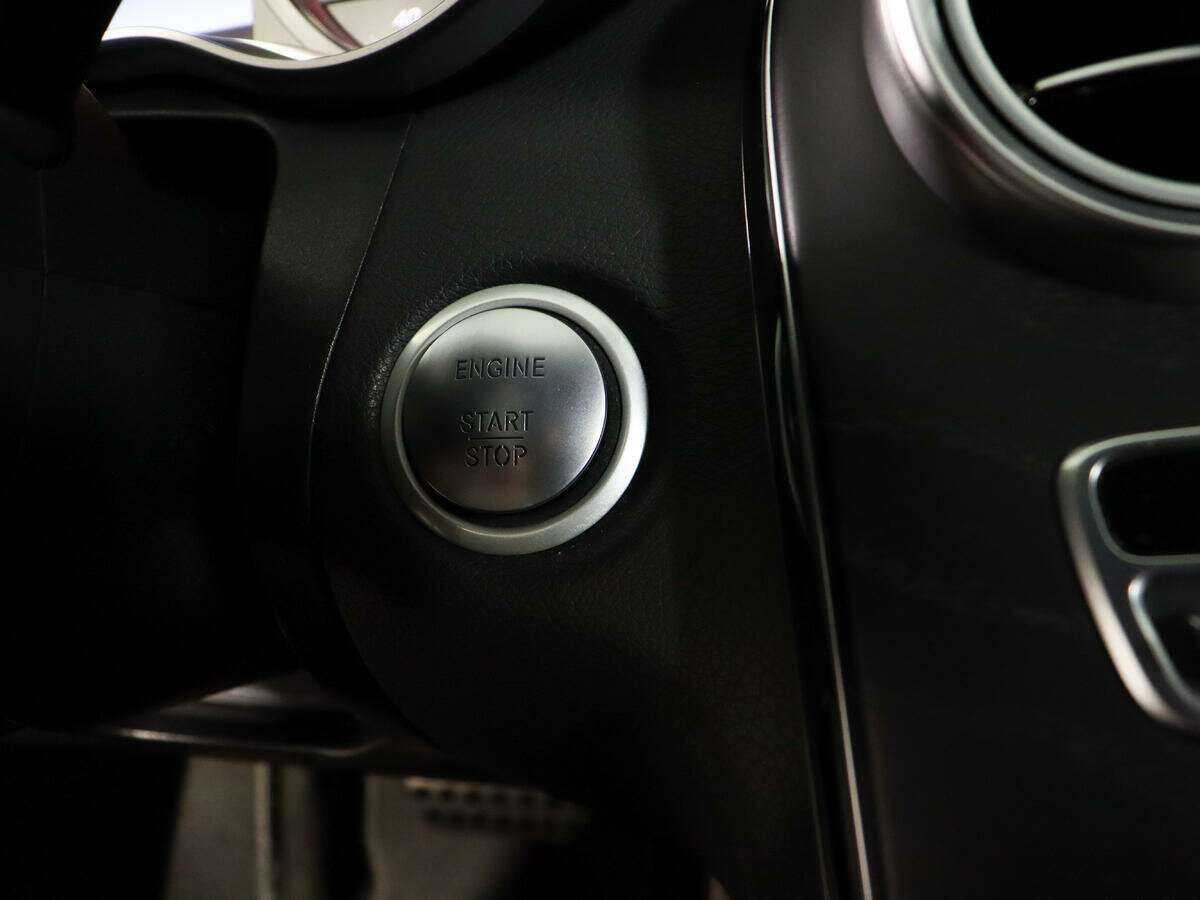 Mercedes-Benz C-Класс с пробегом — 2015 год. Фото: #21