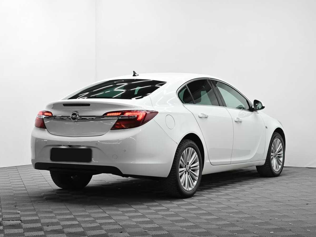 Opel Insignia с пробегом — 2014 год. Фото: #3