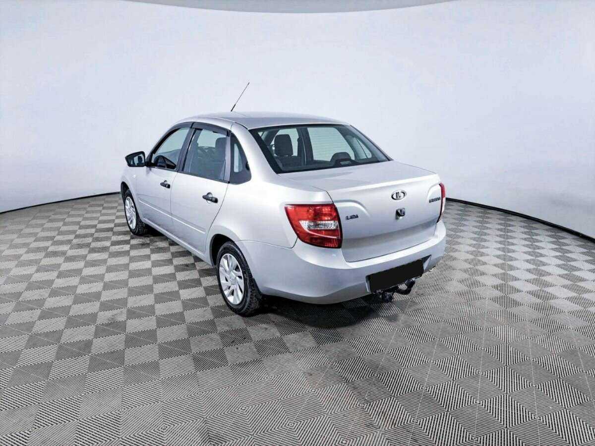 Lada (ВАЗ) Granta с пробегом — 2017 год. Фото: #6