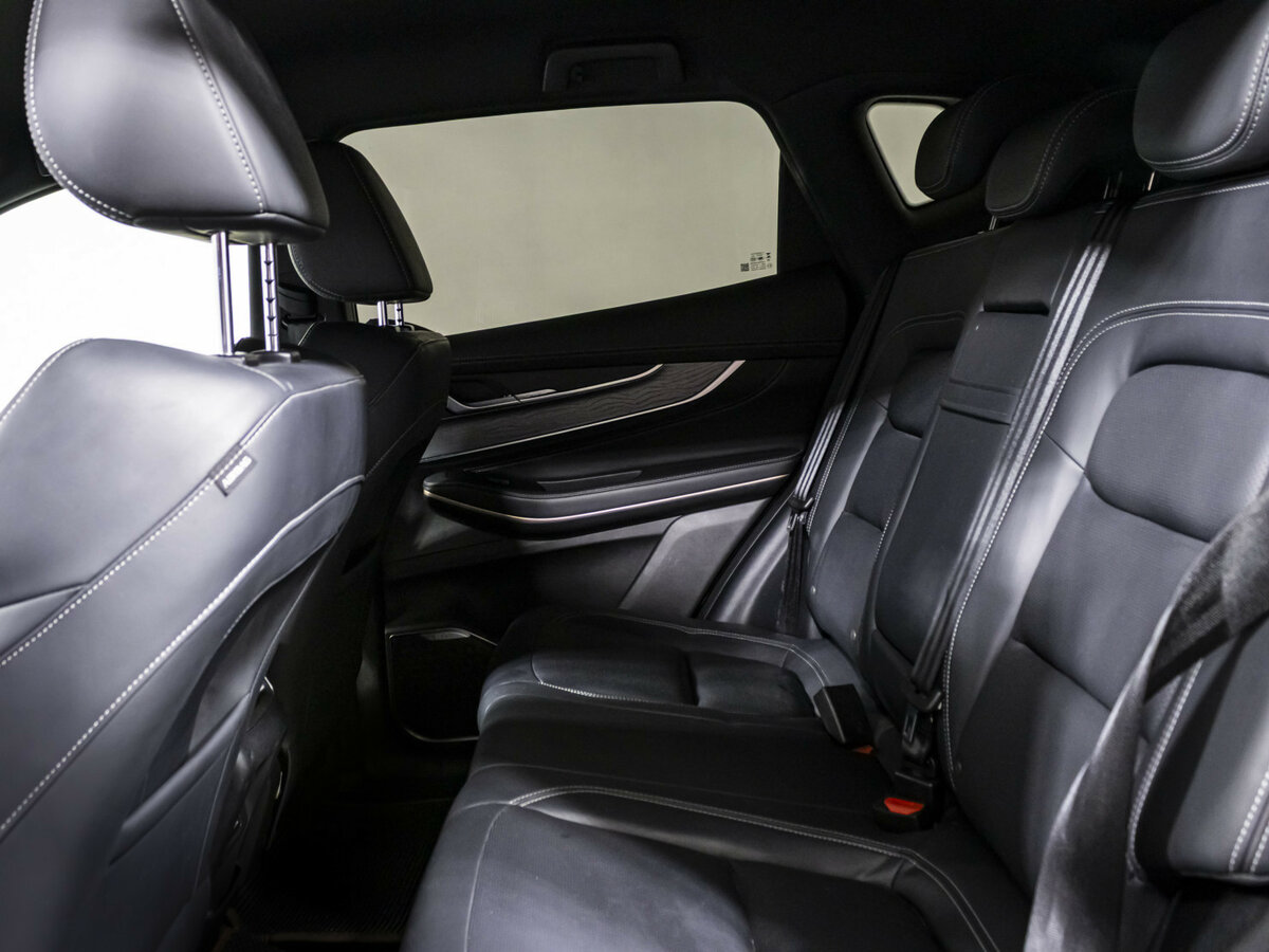 EXEED LX с пробегом — 2024 год. Фото: #10