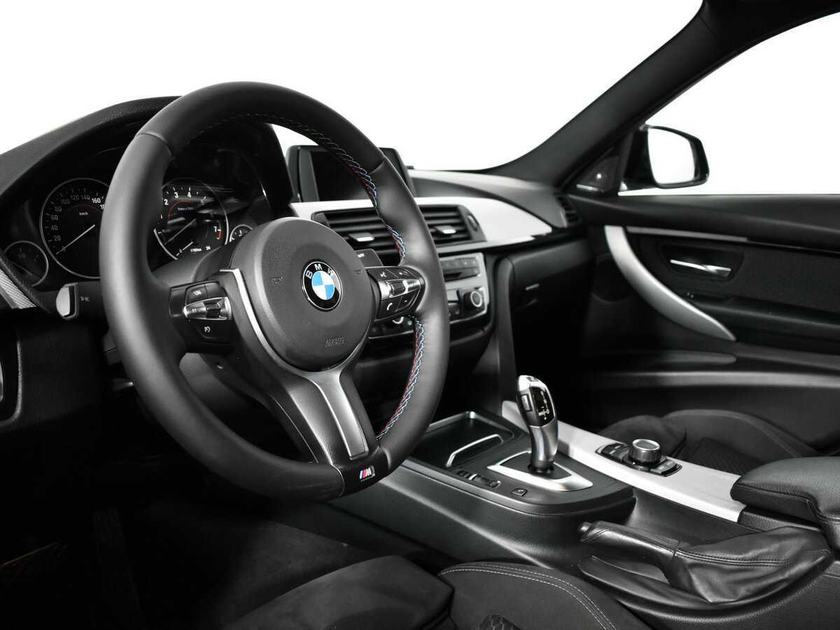 BMW 3 серии с пробегом — 2017 год. Фото: #12