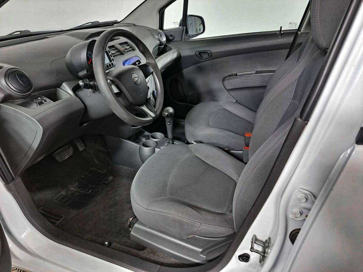 Chevrolet Spark с пробегом — 2013 год. Фото: #15