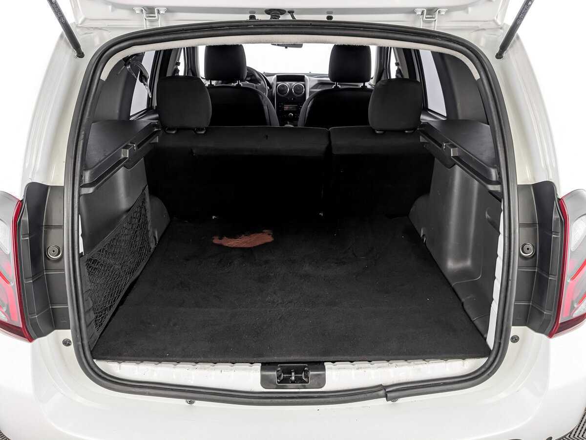 Renault Duster с пробегом — 2015 год. Фото: #9