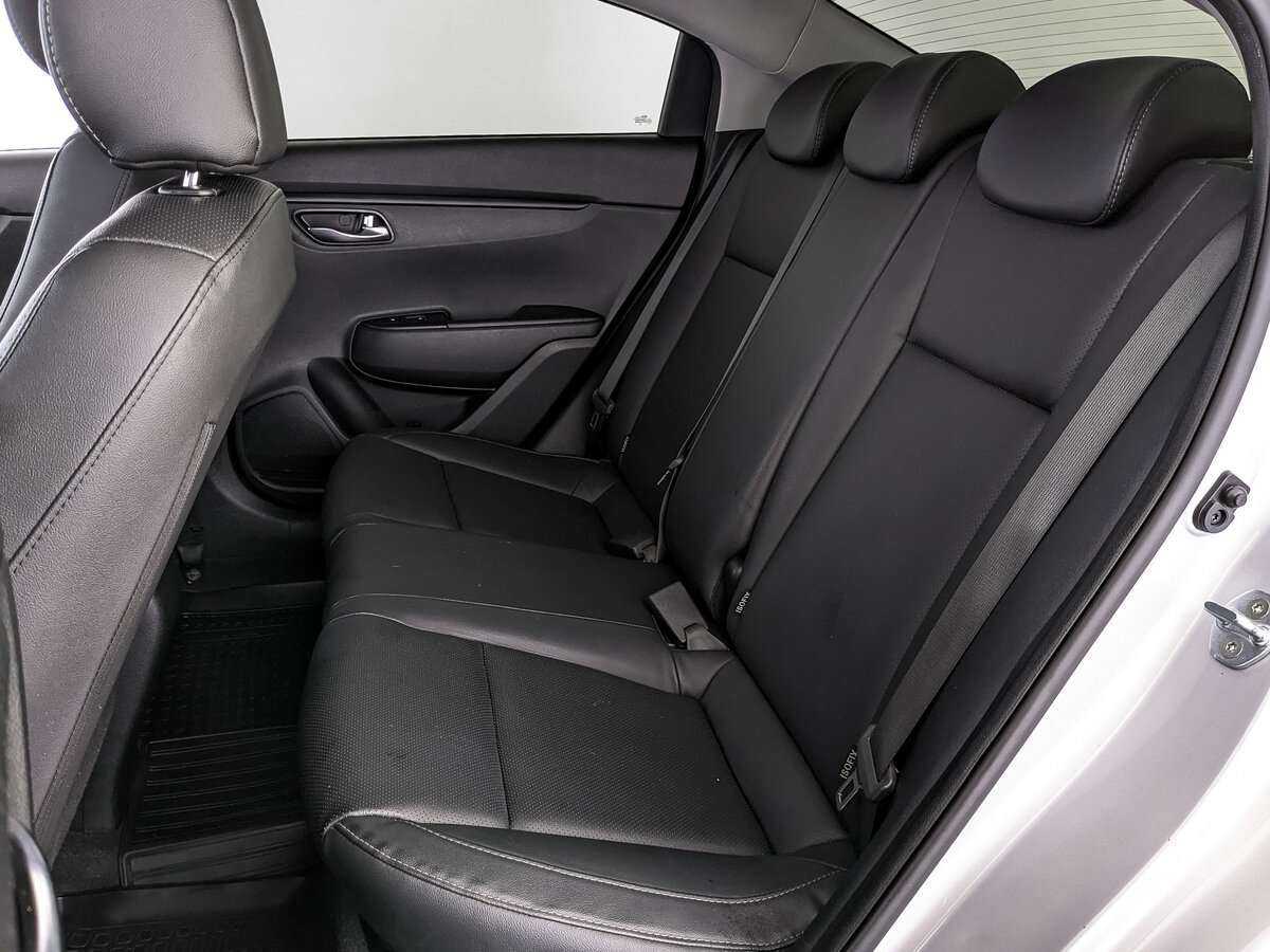 Kia Rio с пробегом — 2020 год. Фото: #13