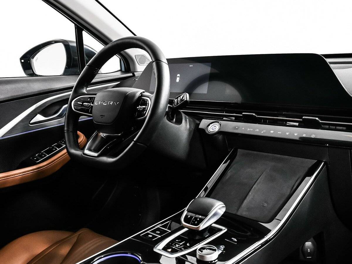 OMODA C5 с пробегом — 2023 год. Фото: #8