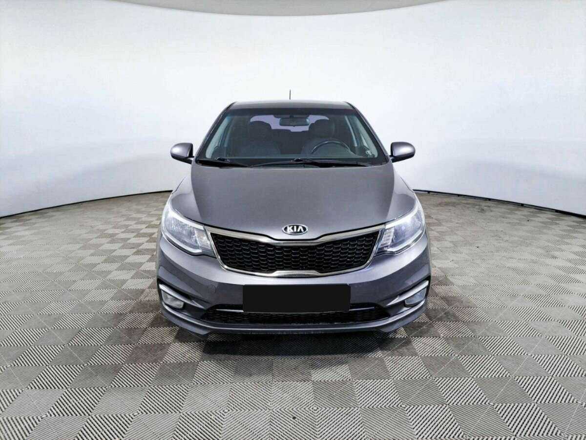 Kia Rio с пробегом — 2016 год. Фото: #1