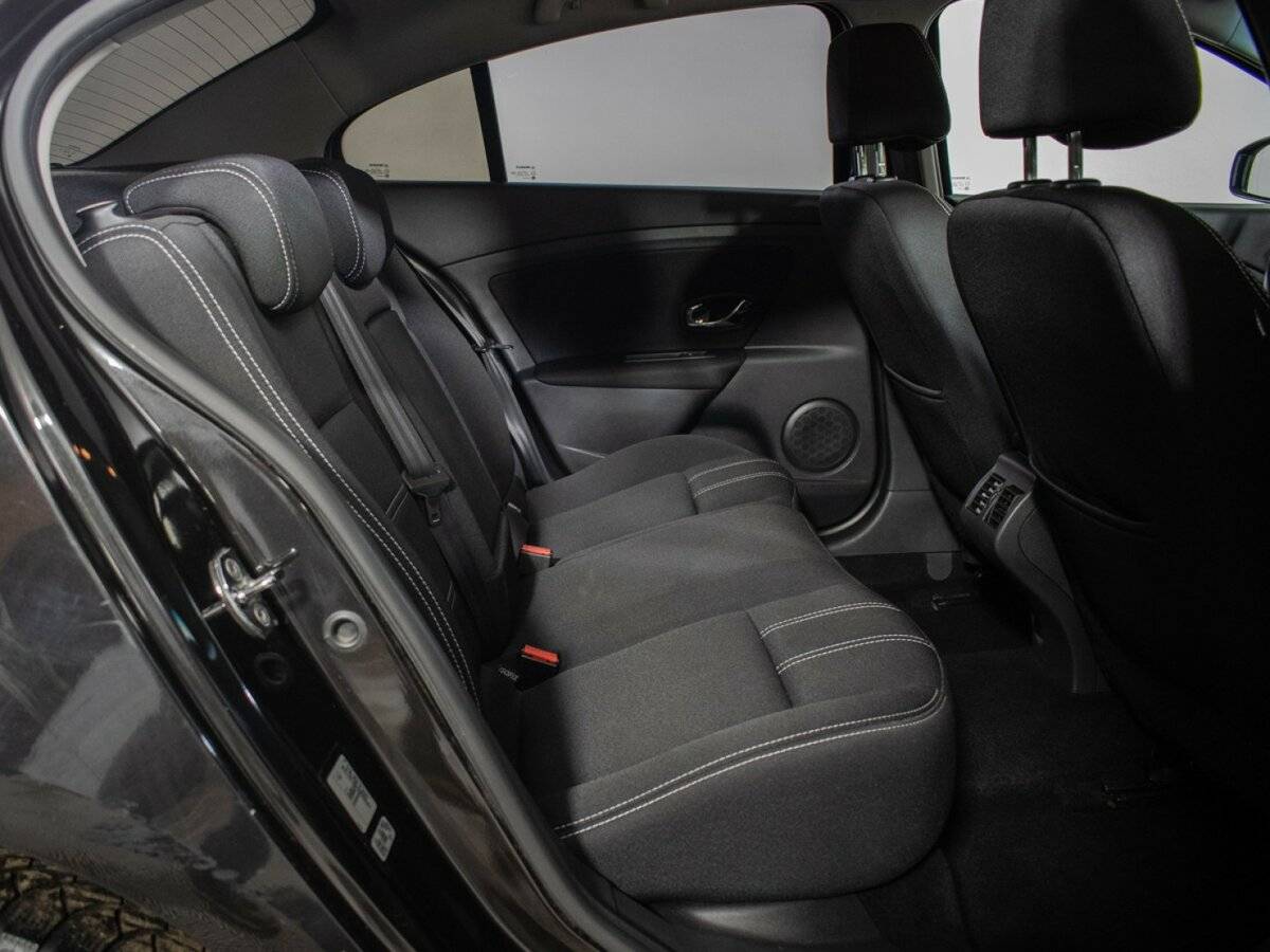 Renault Fluence с пробегом — 2013 год. Фото: #7