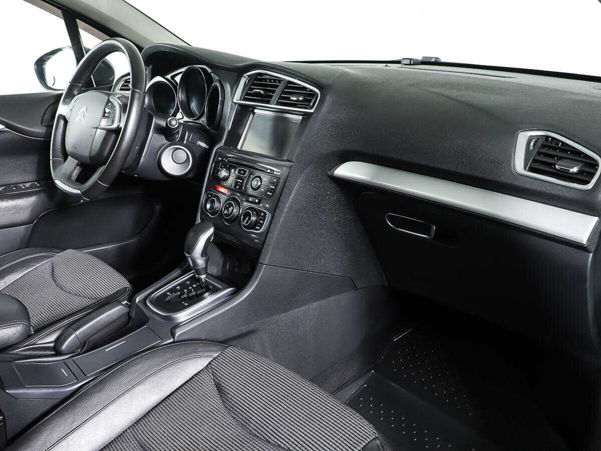 Citroen C4 с пробегом — 2014 год. Фото: #8