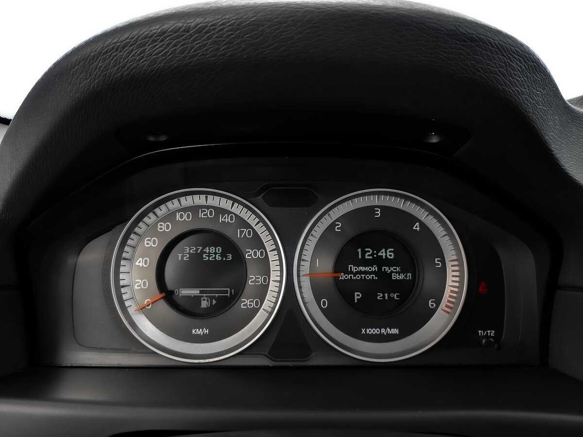 Volvo XC70 с пробегом — 2012 год. Фото: #11