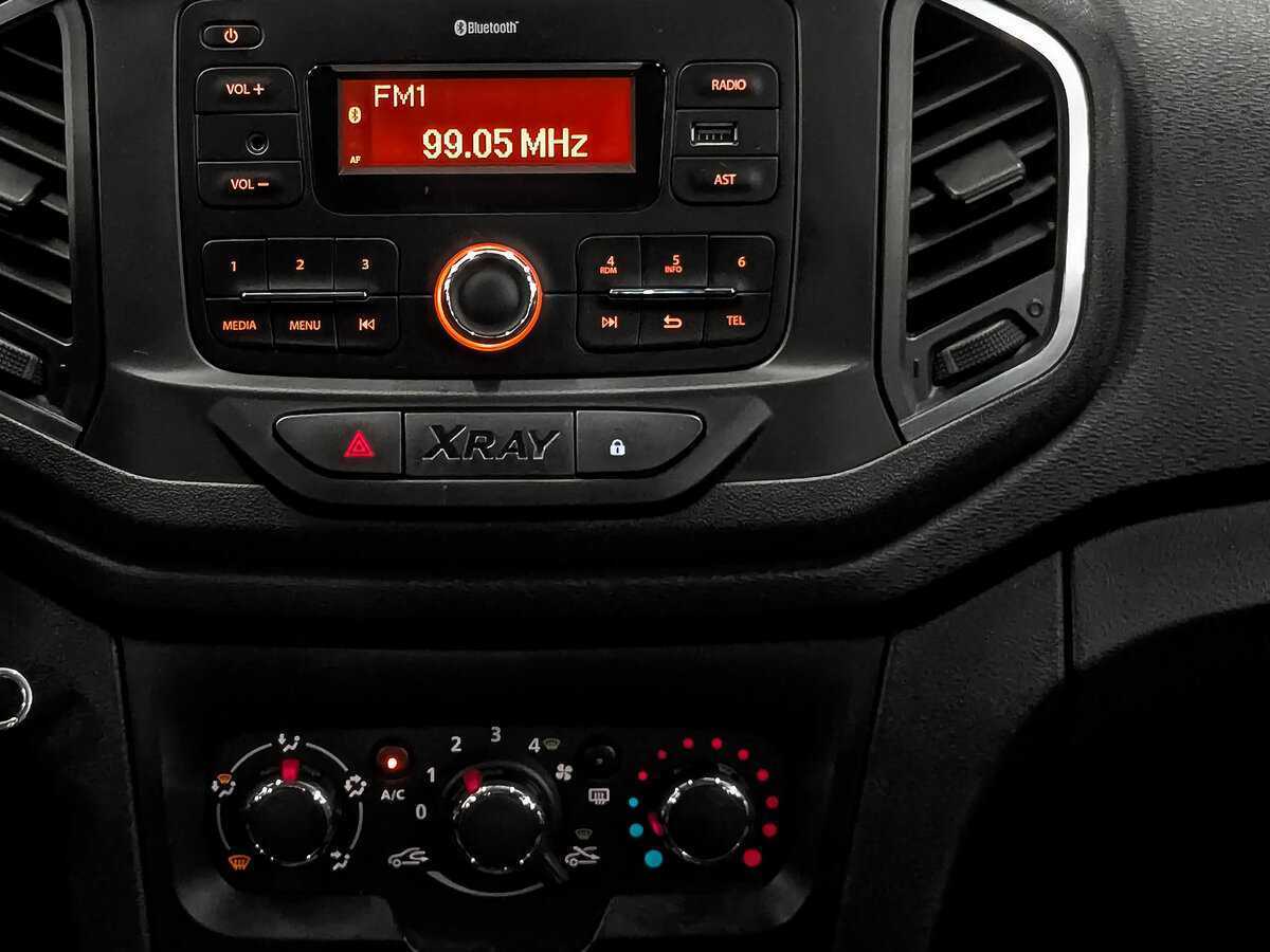 Lada (ВАЗ) XRAY с пробегом — 2019 год. Фото: #16