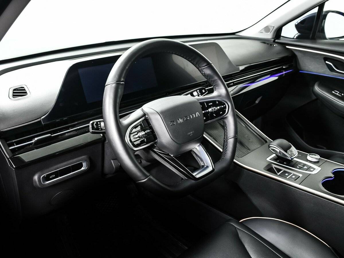 OMODA C5 с пробегом — 2023 год. Фото: #12