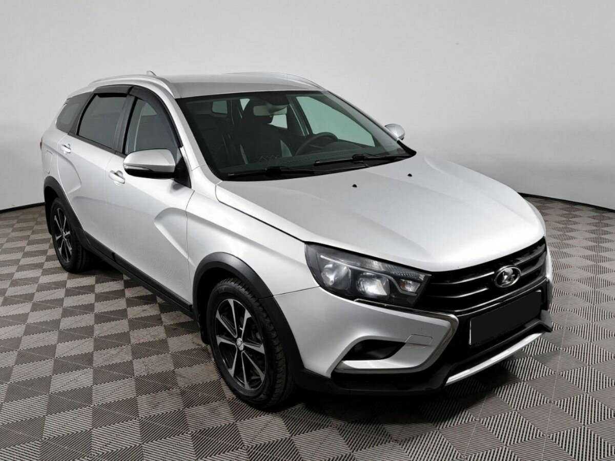 Lada (ВАЗ) Vesta с пробегом — 2018 год. Фото: #2