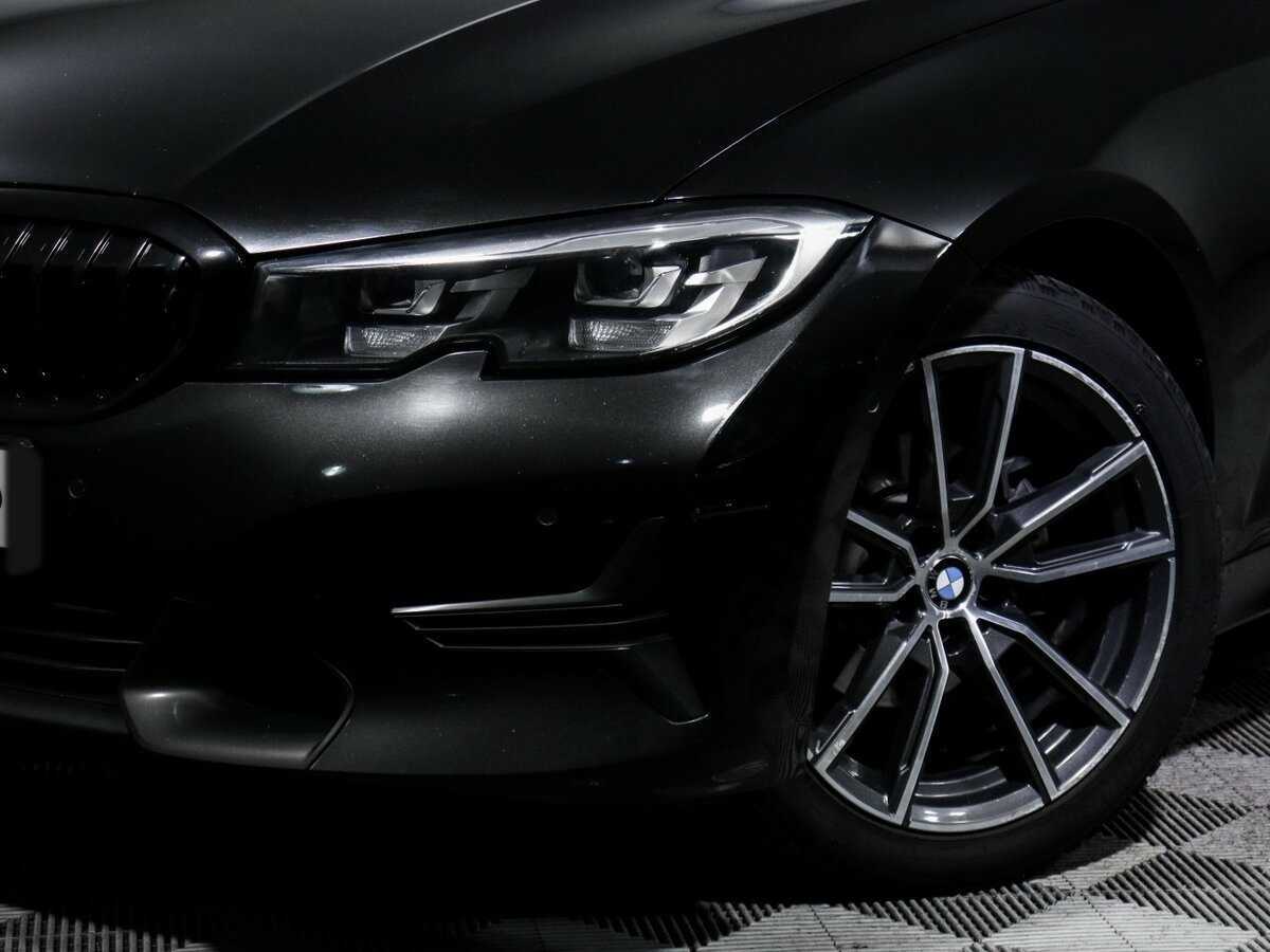 BMW 3 серии с пробегом — 2019 год. Фото: #12
