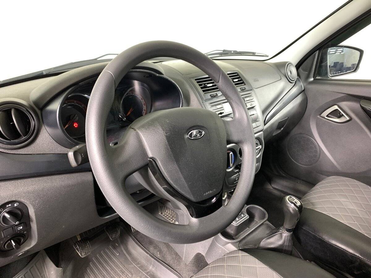 Lada (ВАЗ) Granta с пробегом — 2023 год. Фото: #10