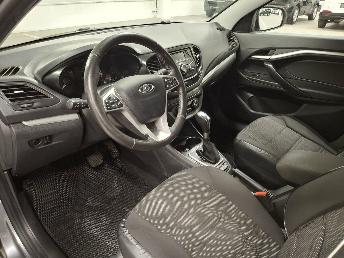 Lada (ВАЗ) Vesta с пробегом — 2021 год. Фото: #14