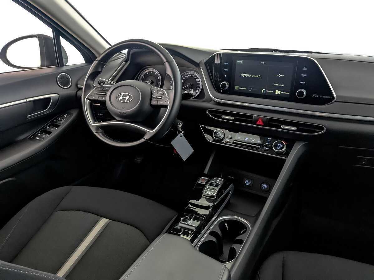 Hyundai Sonata с пробегом — 2021 год. Фото: #22