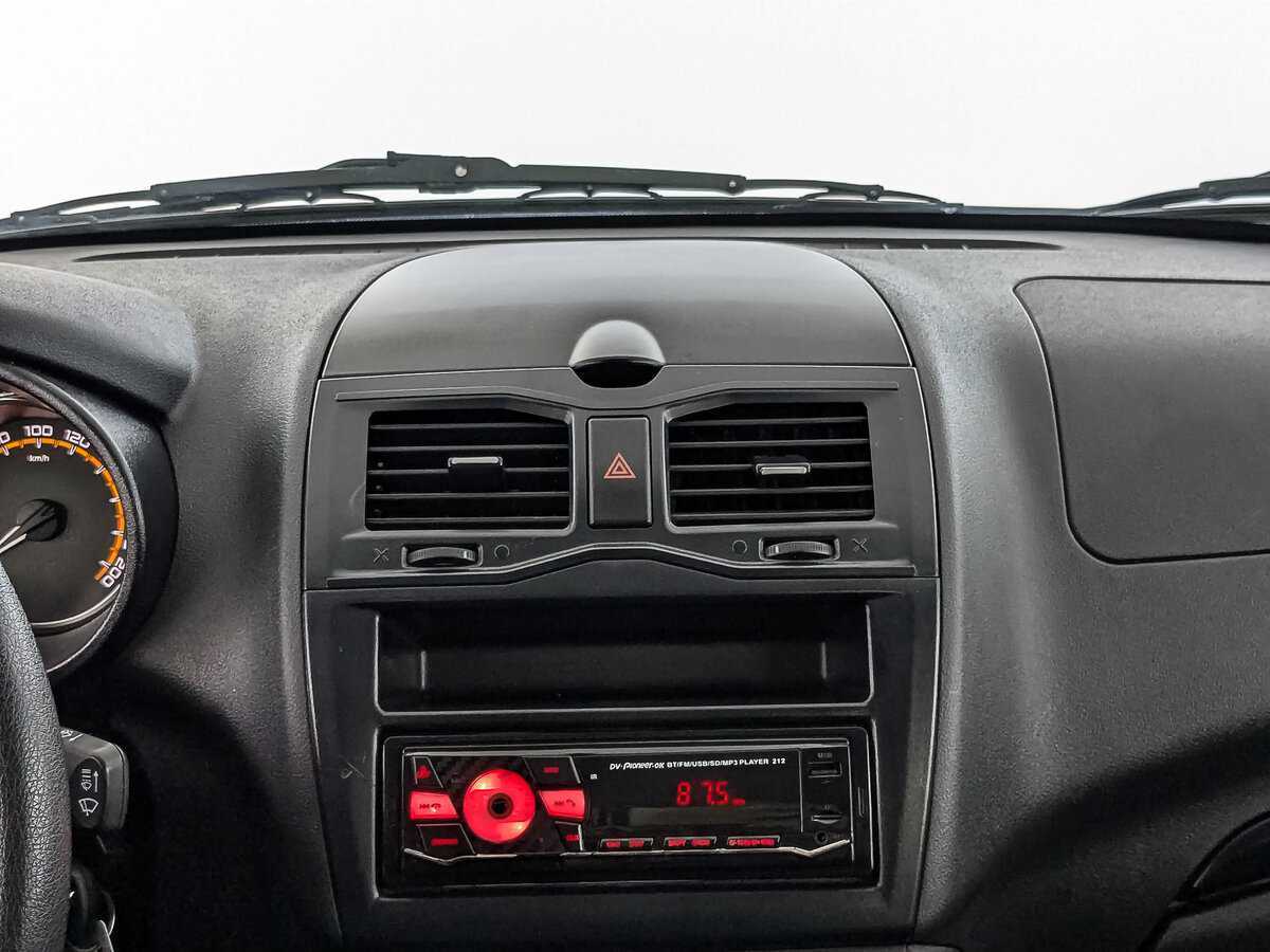 Lada (ВАЗ) Granta с пробегом — 2023 год. Фото: #16