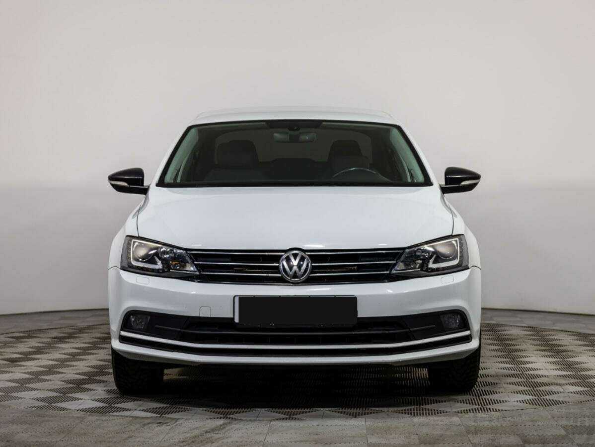 Volkswagen Jetta с пробегом — 2017 год. Посмотреть фото
