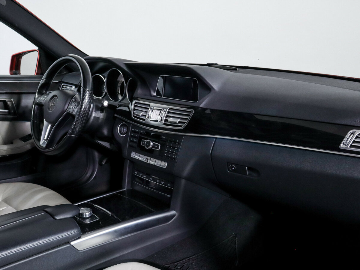 Mercedes-Benz E-Класс с пробегом — 2014 год. Фото: #6