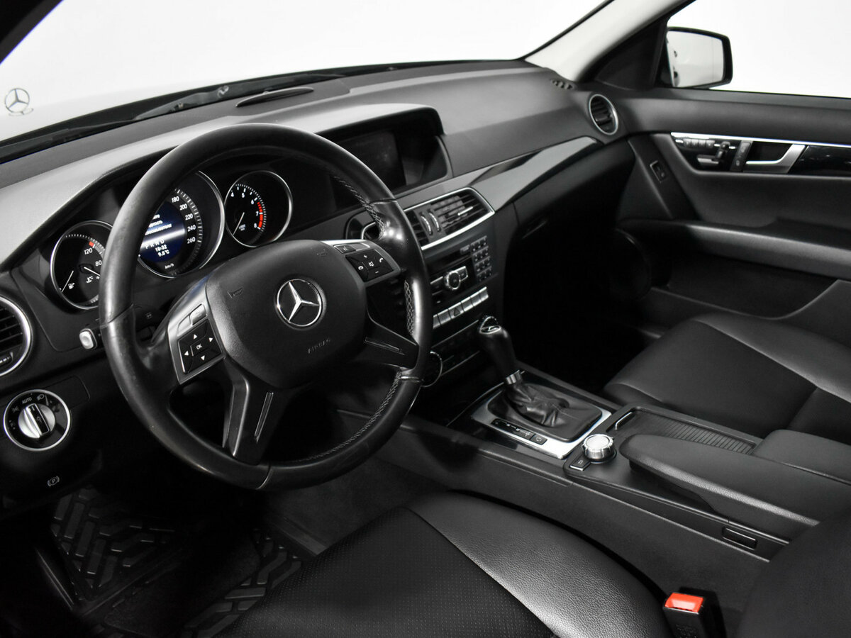 Mercedes-Benz C-Класс с пробегом — 2012 год. Фото: #8