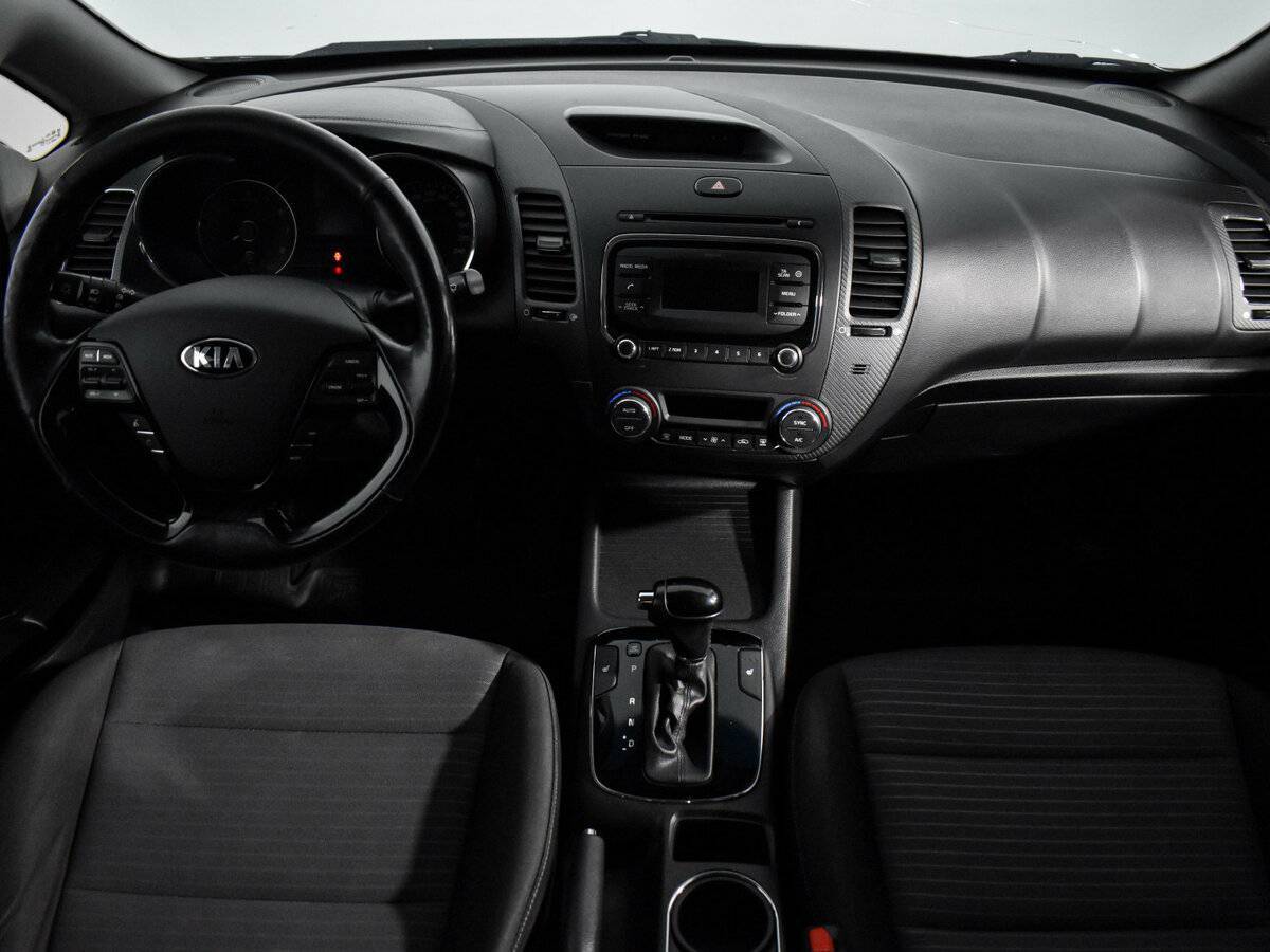 Kia Cerato с пробегом — 2018 год. Фото: #12