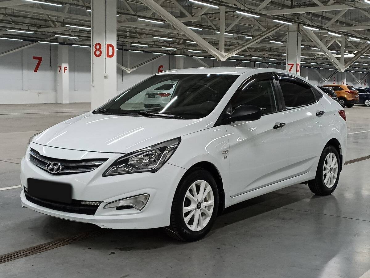 Hyundai Solaris с пробегом — 2015 год. Фото: #0